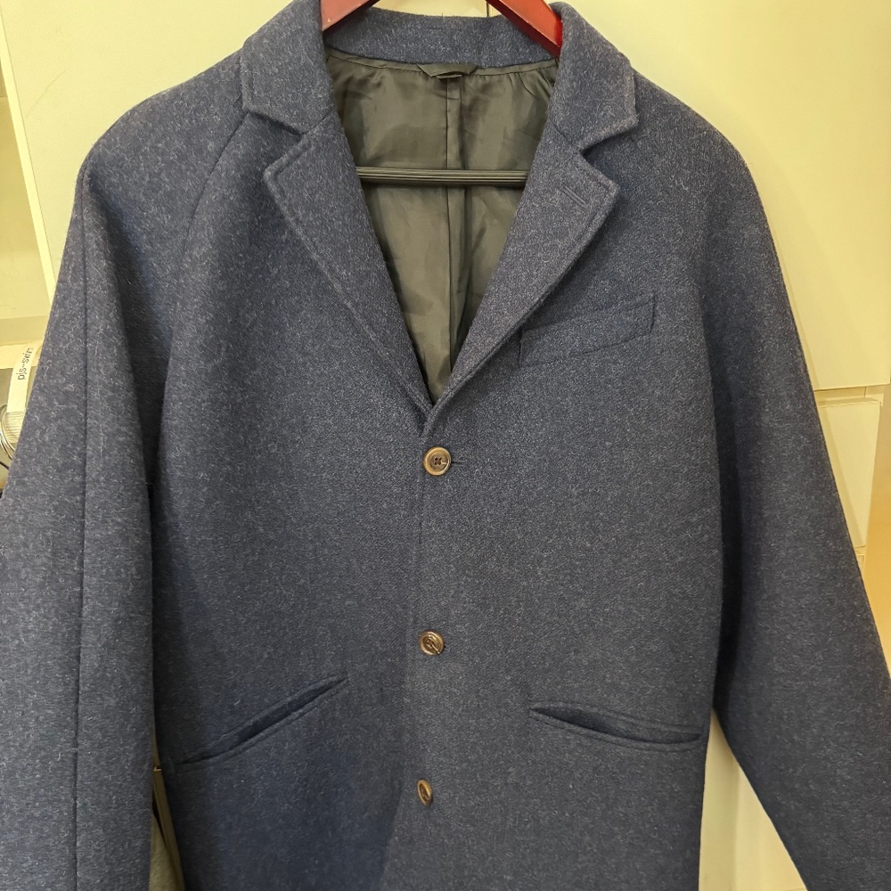 J Crew Boy’s blue woolen coat size XL